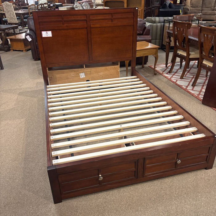 DW Storage Bedframe (BAI)