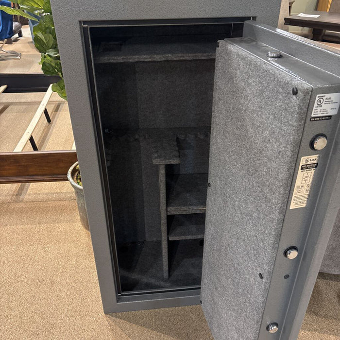Winchester Safes - Grey Metal Safe (CTH)