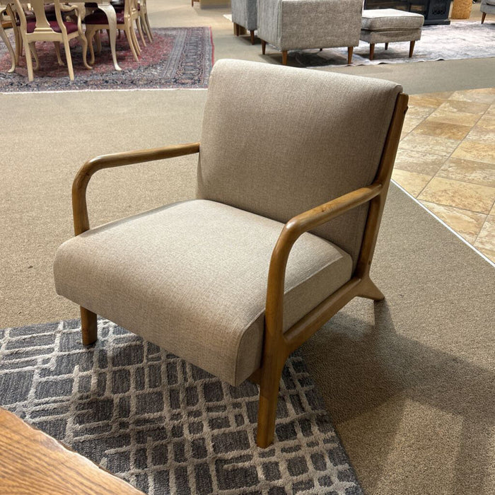 MCM Accent Chair (AKH)