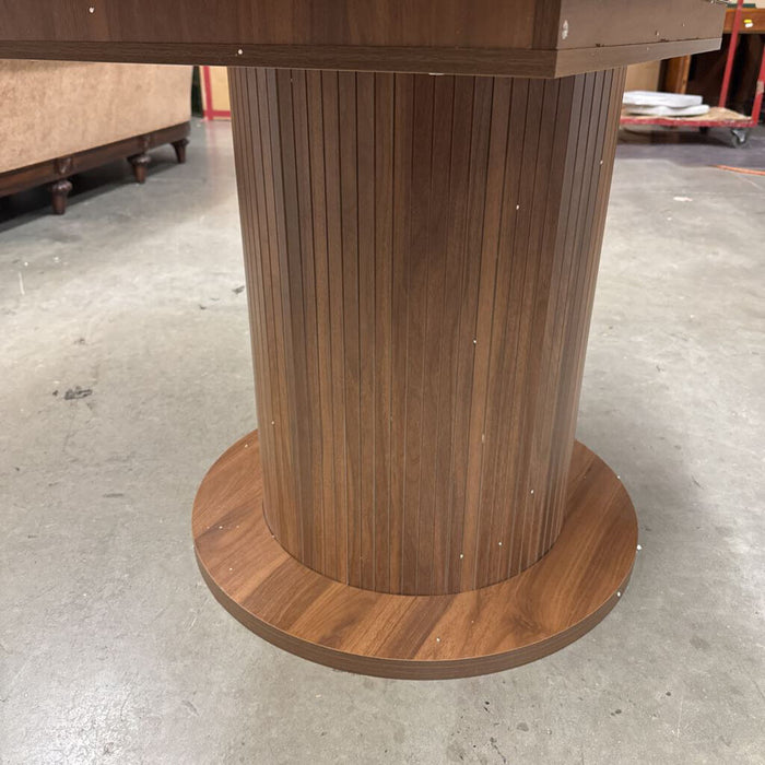 DW Round Table w/ Leaf (BLH)