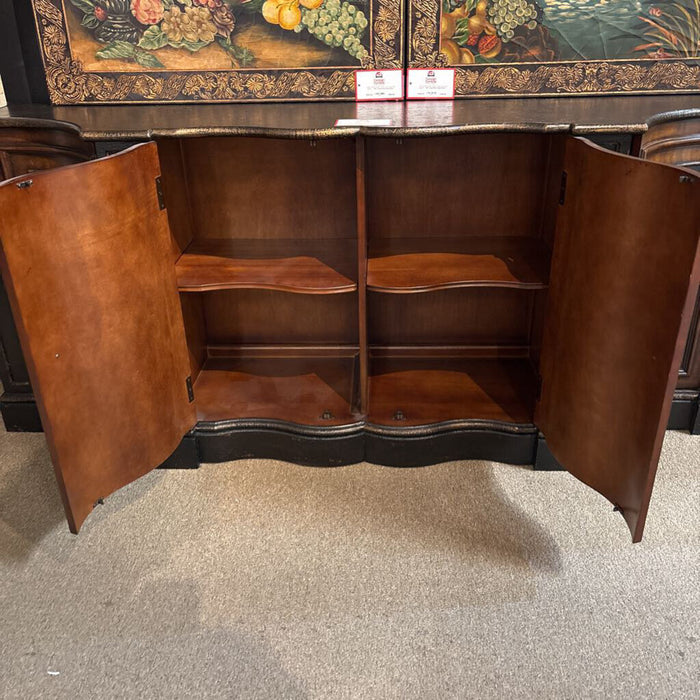 DW Ornate 4-Door Buffet (SAK)