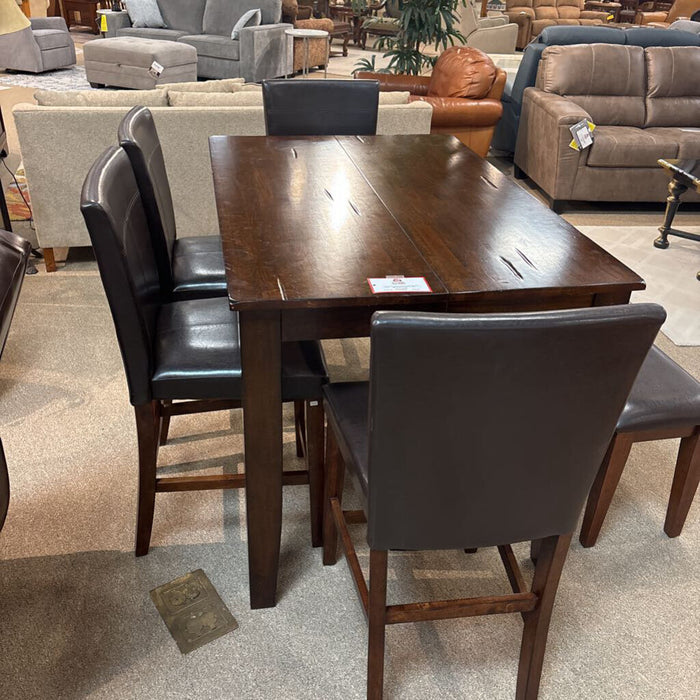 DW DR Table W/ 4 Chairs (LSH)