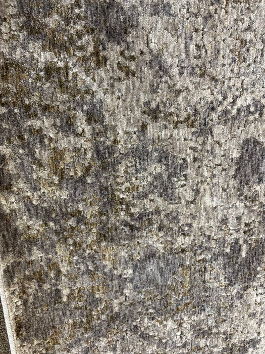 Grey Floor Rug (BAH)