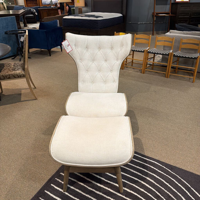 Tufted White Wingback CH w/ Otto(BTK)