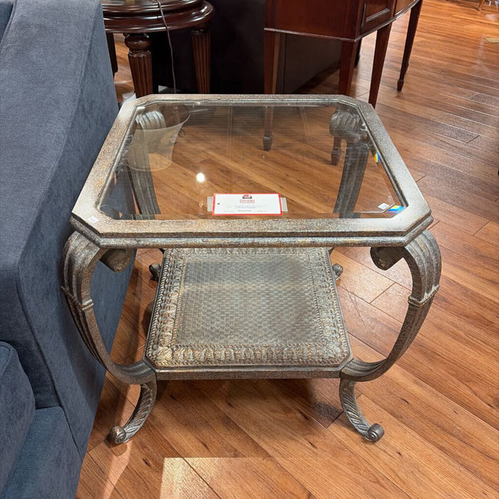 GT/Grey Metal 2-Tier End Table(BHA)