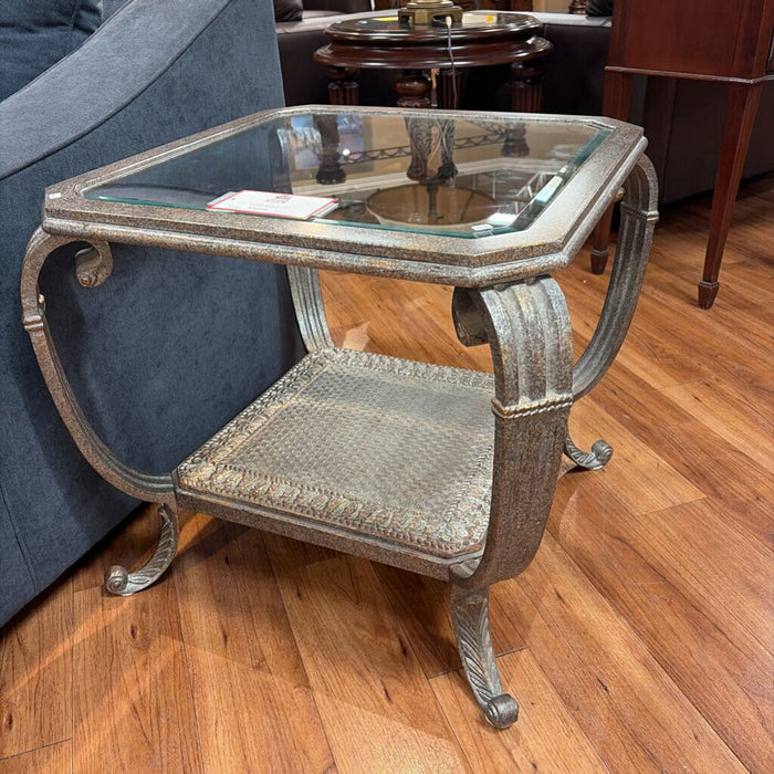 GT/Grey Metal 2-Tier End Table(BHA)