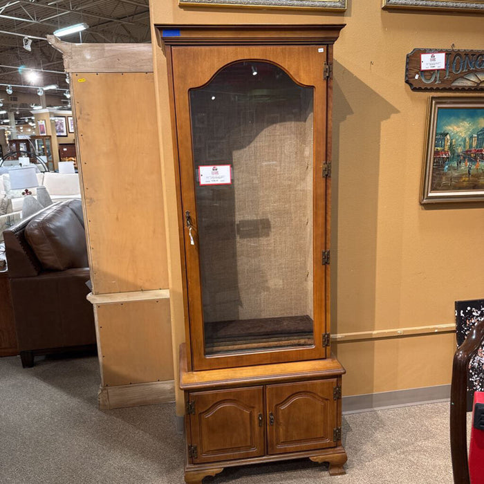 Display Cabinet w/ Leather Shelves(BAH)