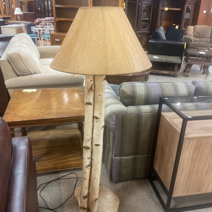 Birch Live-Edge Floor Lamp(BAH)