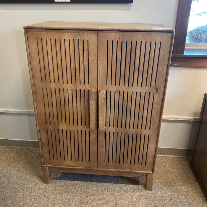 Pellamour Bar Cabinet (TKH)