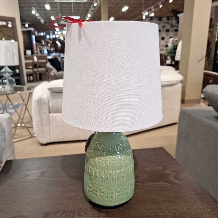 GREEN CERAMIC LAMP (IH)