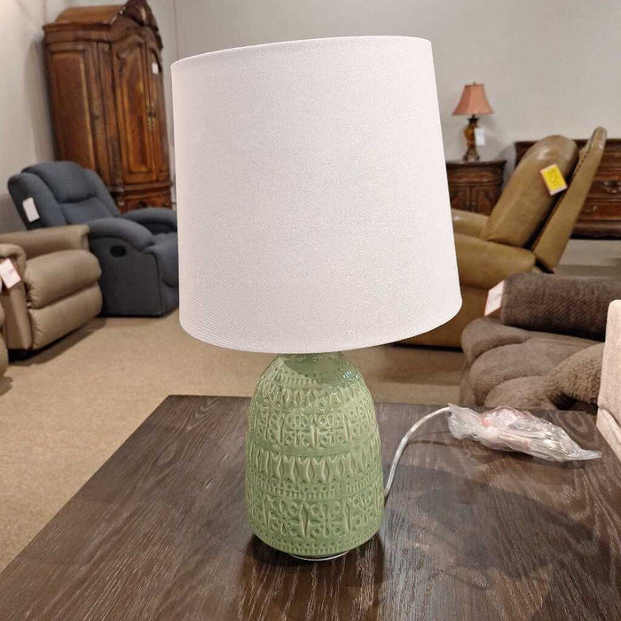 GREEN CERAMIC LAMP (IH)
