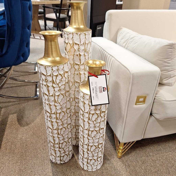 SET OF 3 GOLD VASES (BKL)