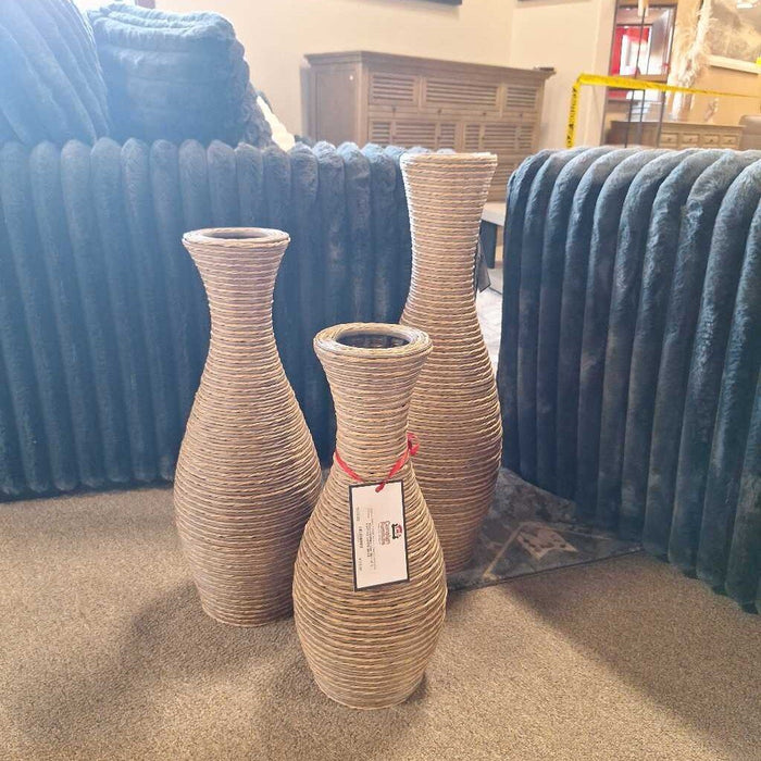 SET OF 3 RATTAN VASES (BCH)