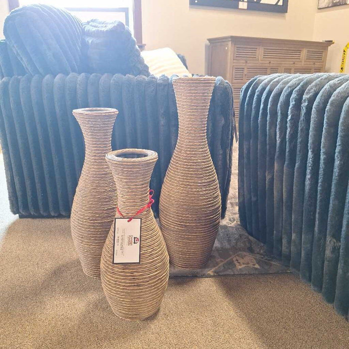 SET OF 3 RATTAN VASES (BCH)