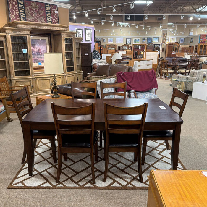 Darkwood Table+6Ch+2L (CTH)