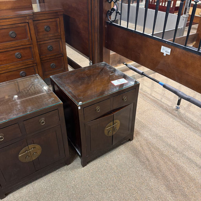 2-Door DW GT Nightstand(SK)