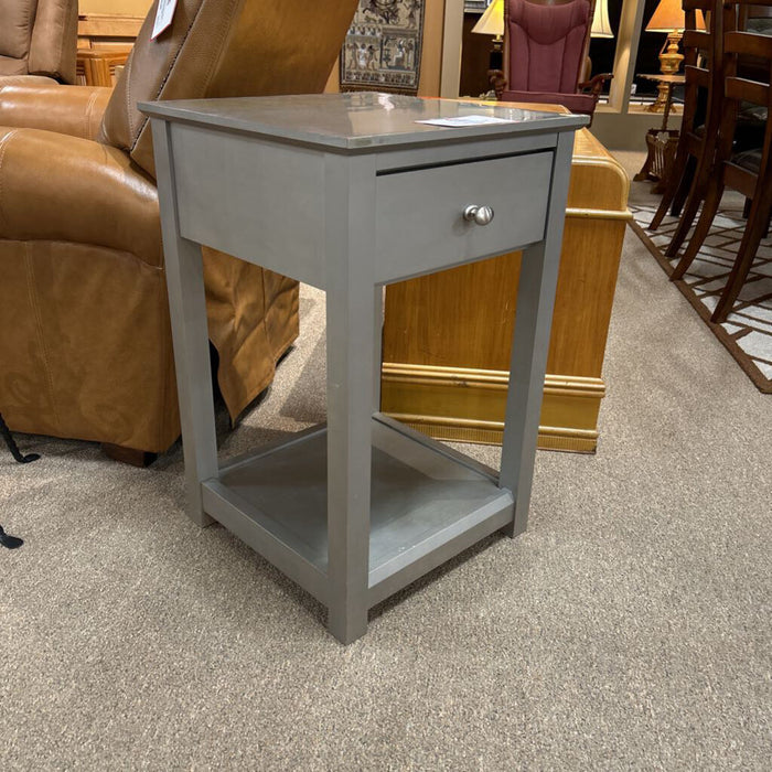 Grey 1-Drawer Tall End Table(LS)
