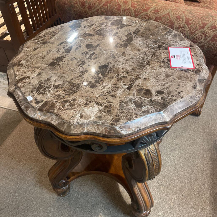 Stonetop Ornate 2-Tier End Table(TI)