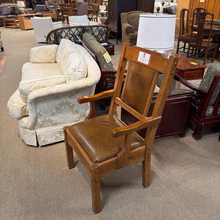Wooden/Leather Captain Chair (KL)
