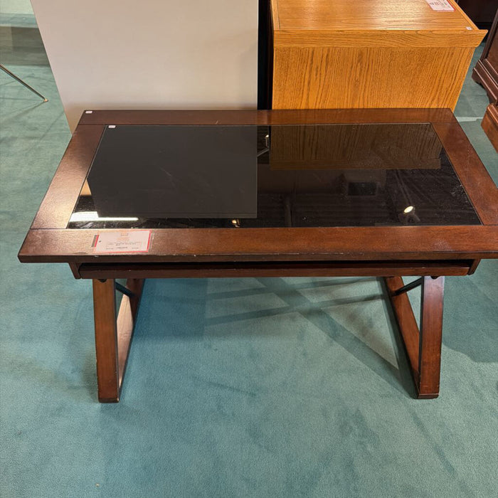 DW Glasstop Desk (BLA)