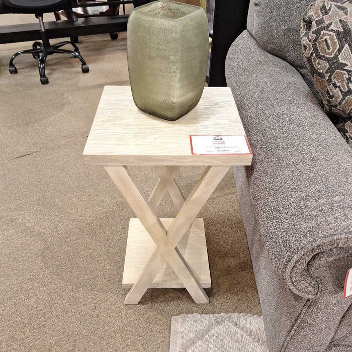 Thin Grey End Table(LS)