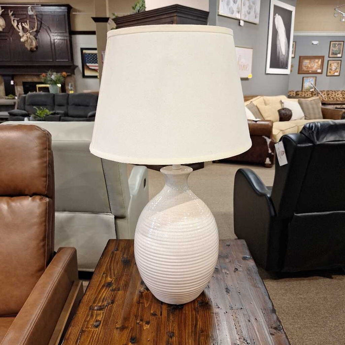 Bulbous Tan Lamp(AT)