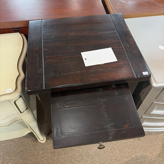 3-Drawer Wood Nightstand(SK)