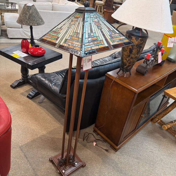 Stained Glass Floor Lamp (MI)