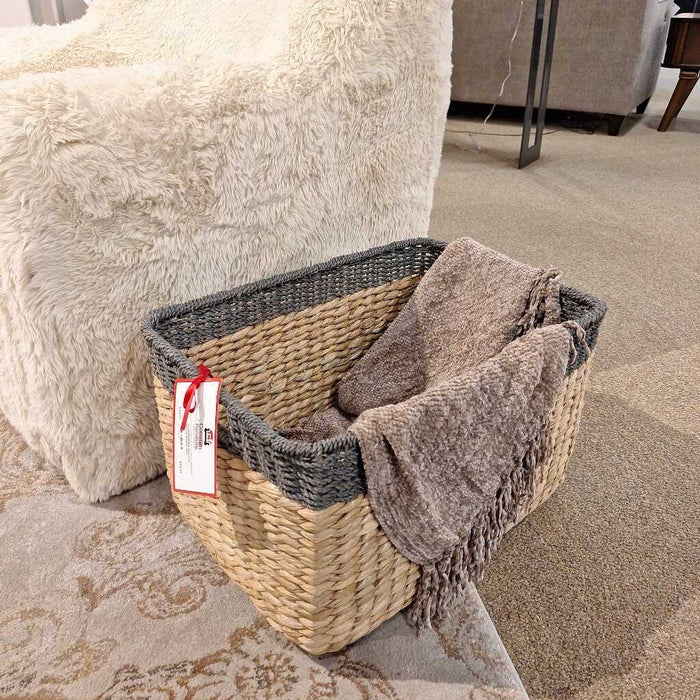 Grey/Tan Wicker Basket (LH)