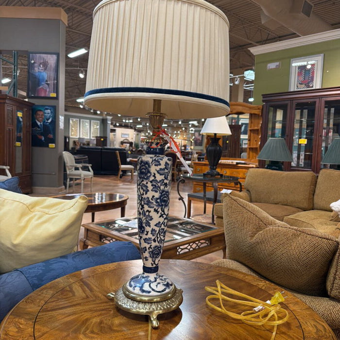 Blue/White/Gold Accented Lamp(AT)
