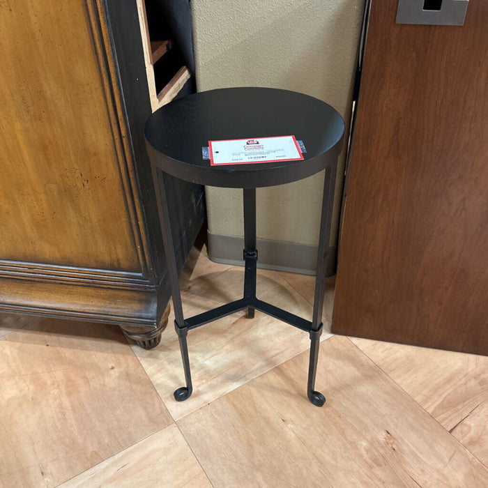 Round Tall Black End Table(LS)