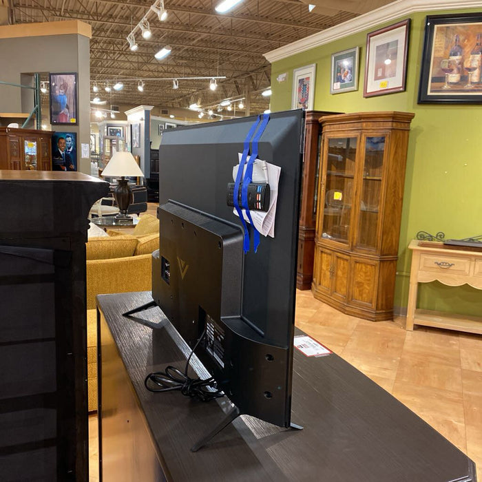 32" Vizio Flat Screen TV(AT)