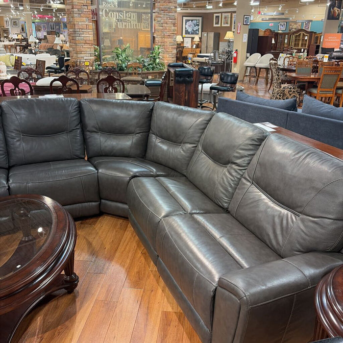 LaZboy Leather Reclining Sectional(BIMK)