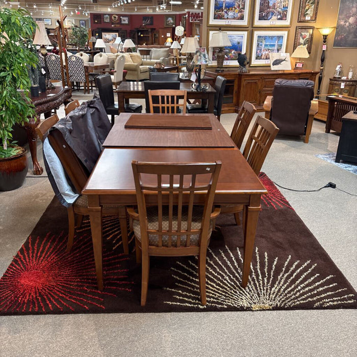 Brown Dining Table+6Ch+2L+Pads (MAK)
