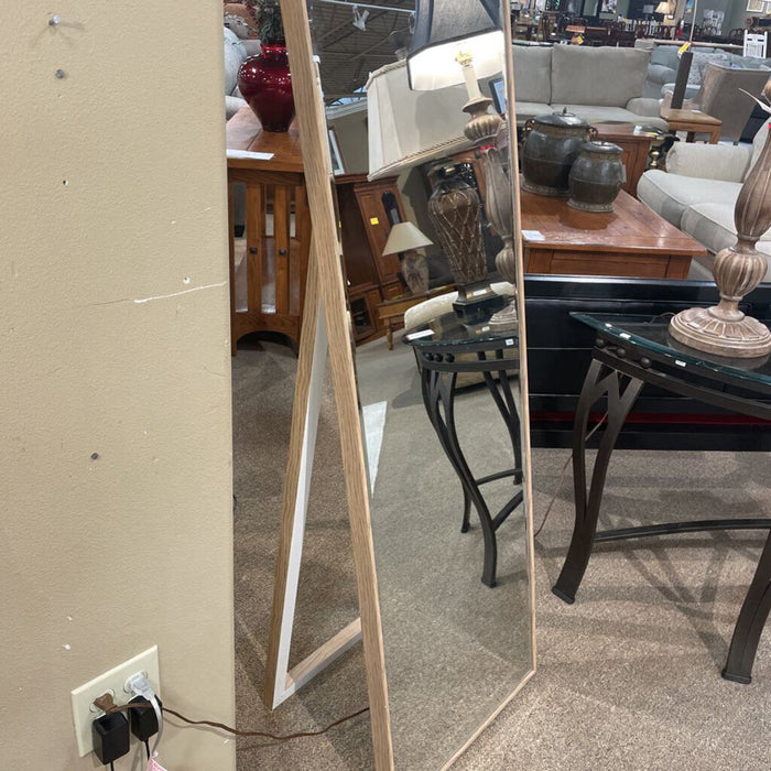 Vertical Thin LW Wall Mirror(SK)