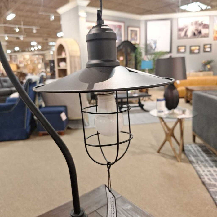 Harbor Table Lamp (BIH)
