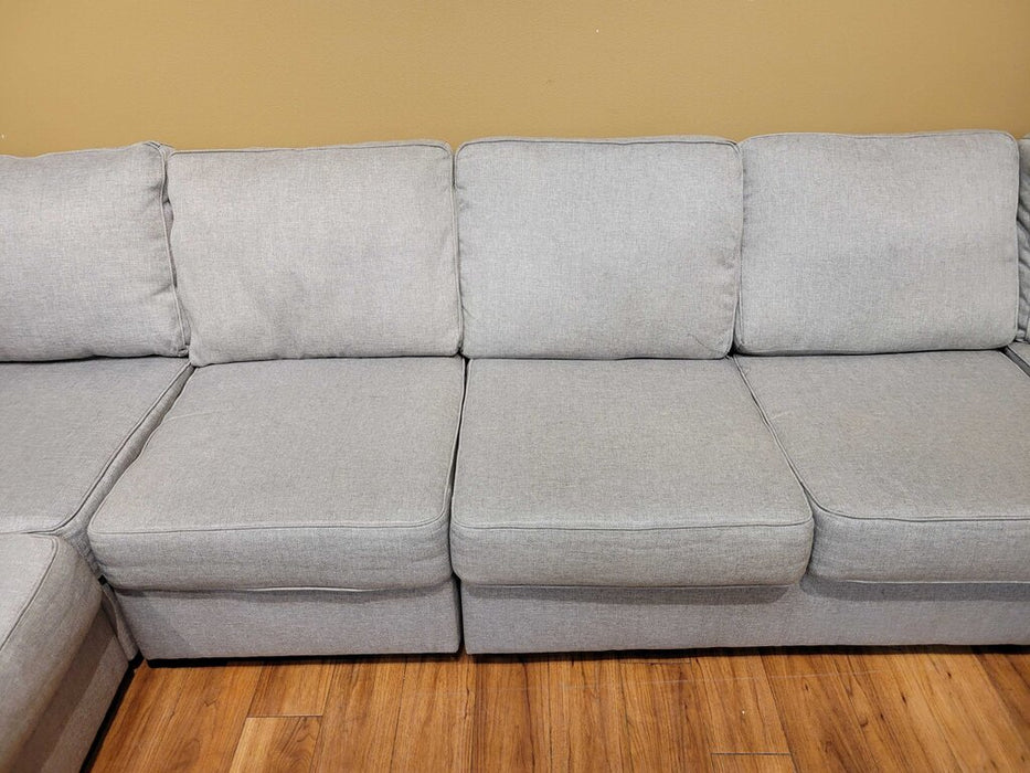 Grey 5 Piece Sectional (TBH)