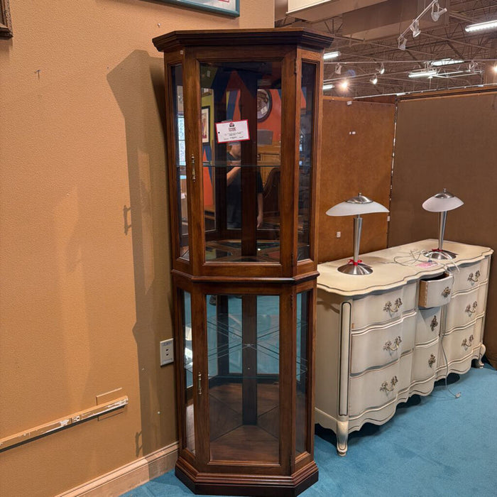 DW CORNER CABINET (BTK)