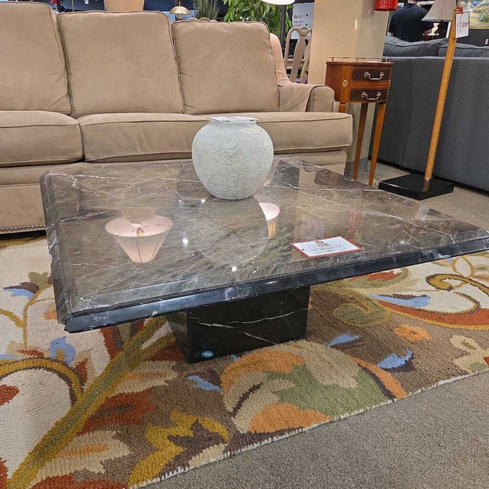 B/W Travertine Coffee Table(ABI)