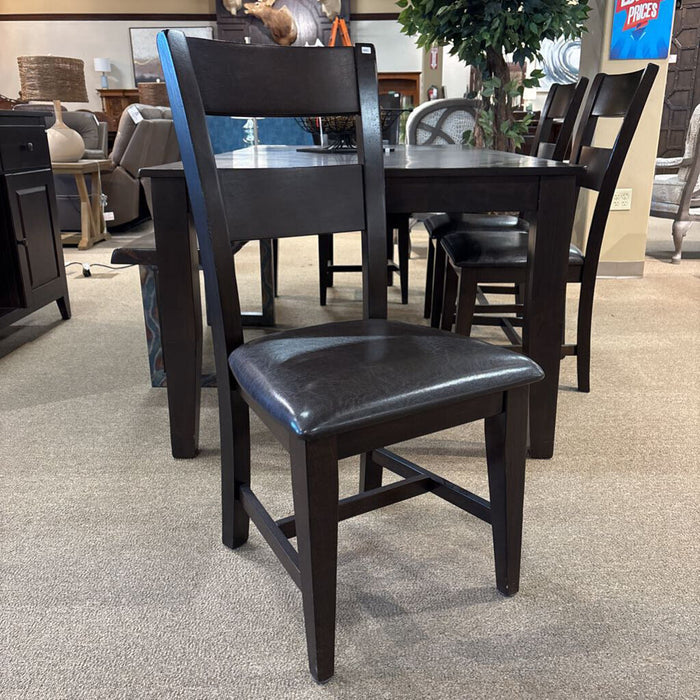 DW Ashley DW DR Table w/ 4CH's(CHK)