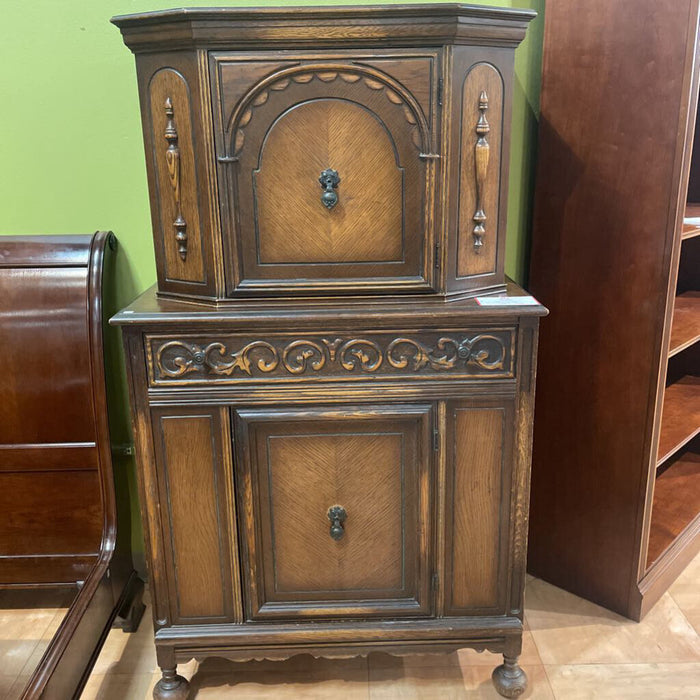 DW Antique Buffet/China Cabinet(ALK)