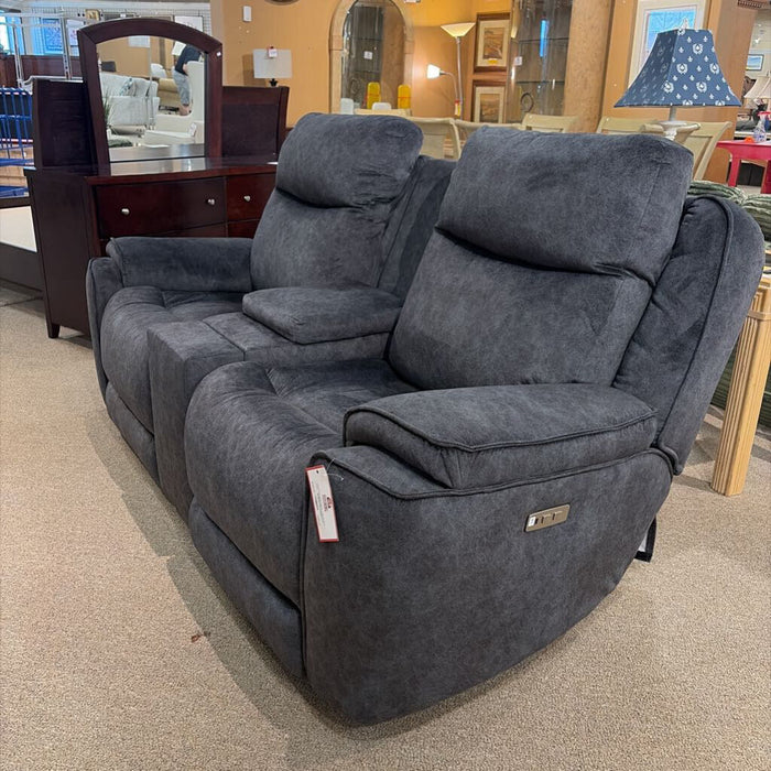 Grey Powered Reclining Loveseat(ISK)