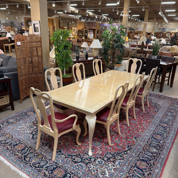 Bernhardt DR Table w/ 2LF+8CH(BCMH)