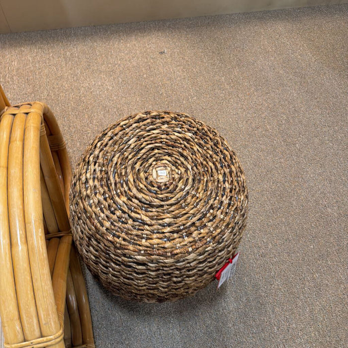 Round Wicker End Table(AT)