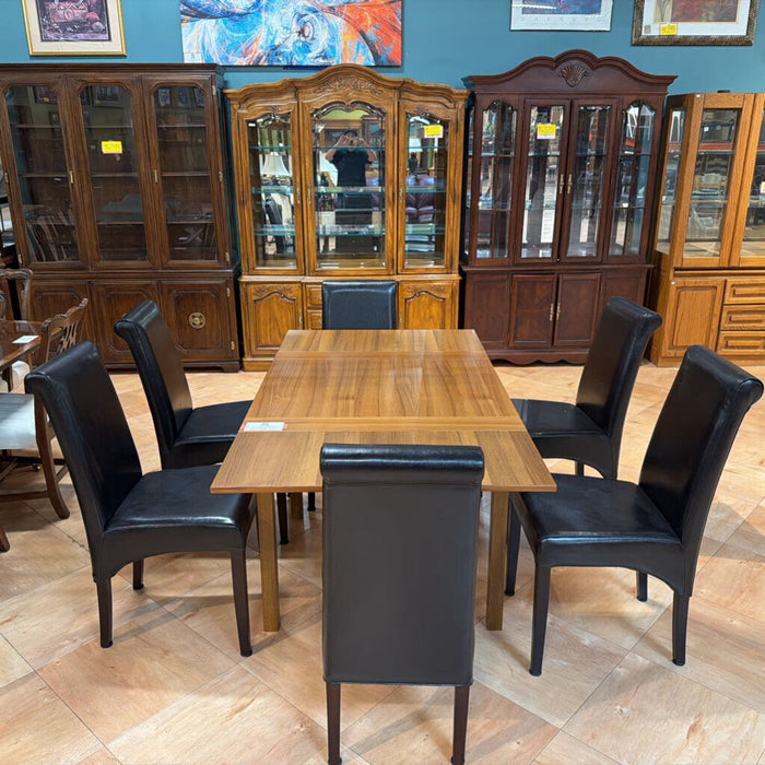 Dania DR Table + 6 Chairs (KHK)