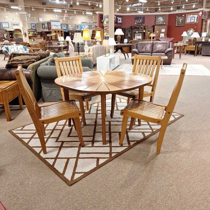 Teakwood DR Table w/ 4 Chairs(KHK)