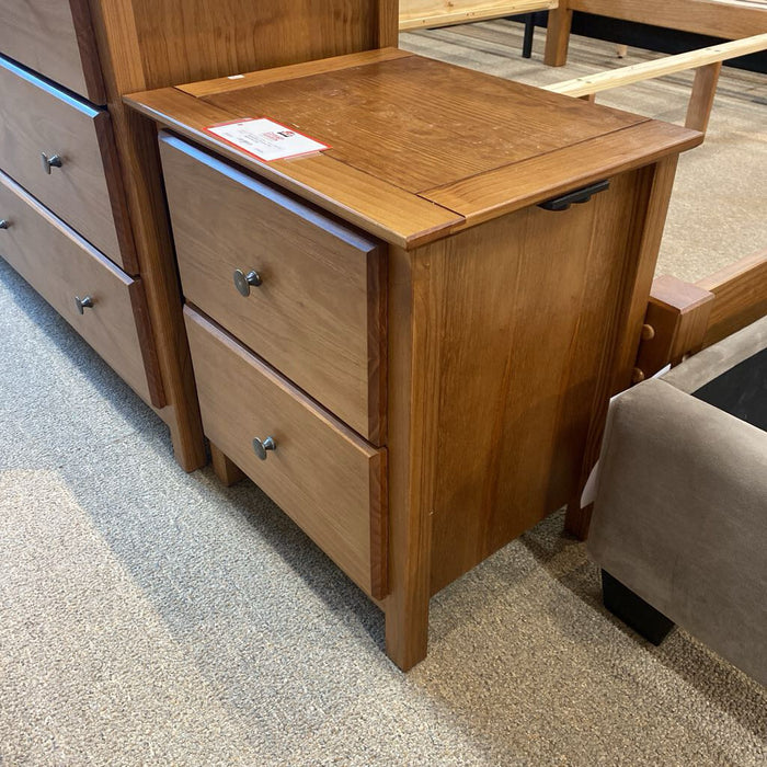 2 Drawer DW Nightstand (SK)