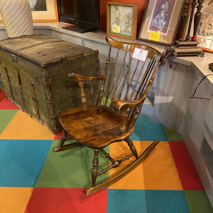 DW Rocking Chair (AT)