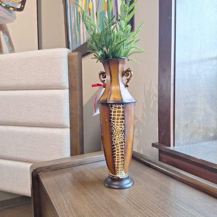 Hosley Giraffe Iron Vase w/ Greenery (AT)