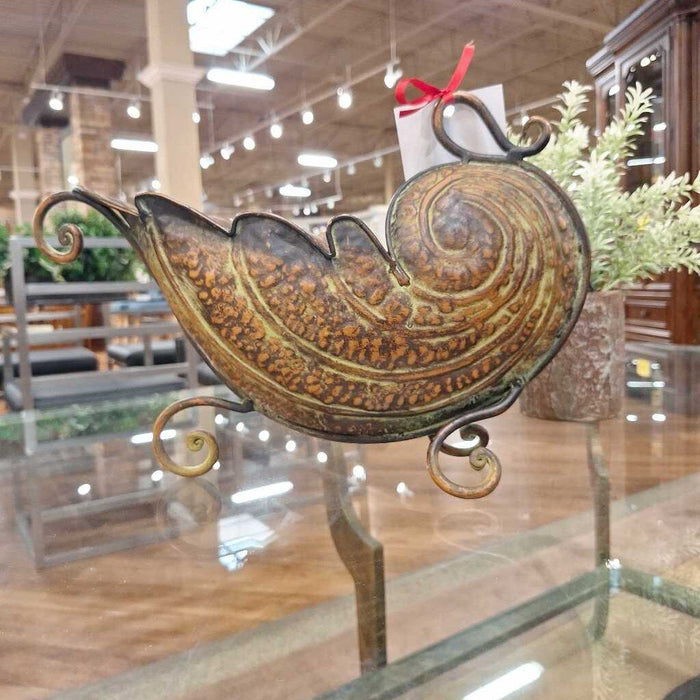 Metal Leaf Shaped Bowl (LK)